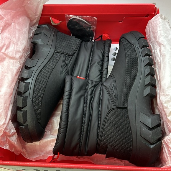 Women’s Hunter Intrepid Short Snow Boots Black Size 9 New in Damaged Box - Picture 12 of 14